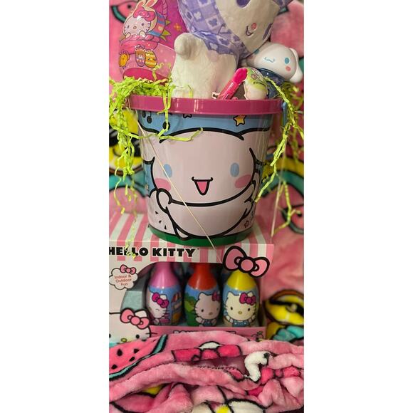 Hello kitty and friends Easter bundle 50 x70 tie-dye rainbow throw ,bowling set - Picture 4 of 8